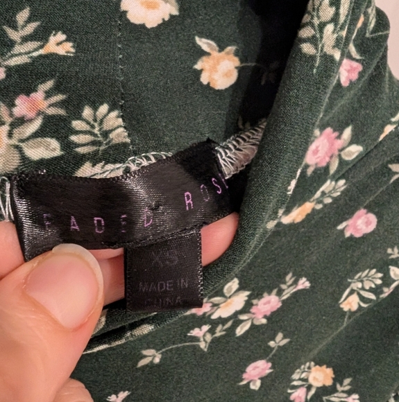 Faded Rose high neck dress - Picture 2 of 4